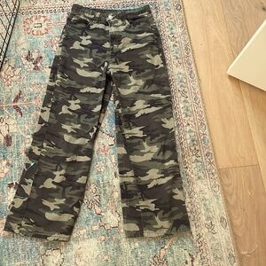 Camo jeggings size 10-11